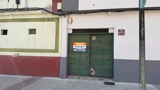 Local comercial en venta en La Magdalena - Versalles en Avilés
