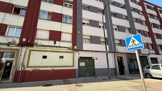 Local comercial en venta en La Magdalena - Versalles en Avilés