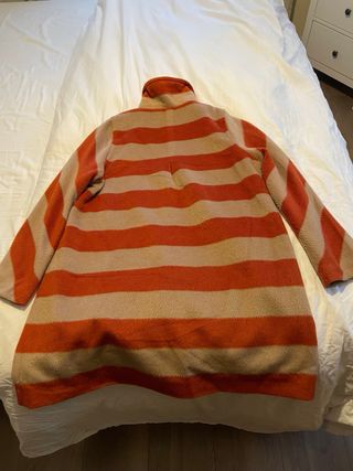 Abrigo Kling rayas beige y naranja