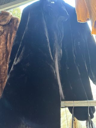 Abrigo negro de pelo