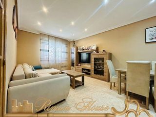 Casa pareada en venta en Puerta de Murcia - Colegios en Ocaña