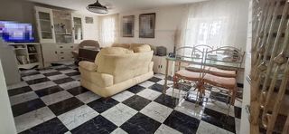 Casa adosada en venta en Ctra. Circunvalación - La Magdalena en Jaén