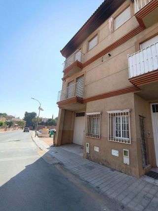 Casa pareada en venta en Iznalloz