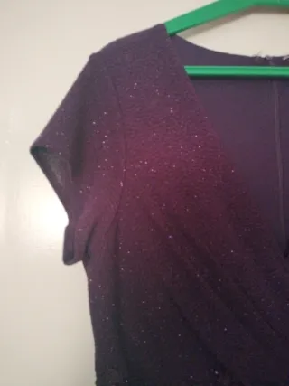 Vestido morado de fiesta