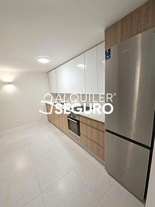 Piso en alquiler en San Isidro - Los Almendros en Alcalá de Henares