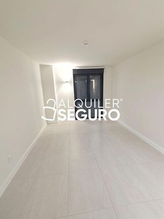 Piso en alquiler en San Isidro - Los Almendros en Alcalá de Henares