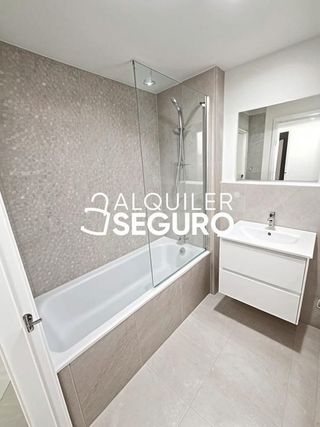 Piso en alquiler en San Isidro - Los Almendros en Alcalá de Henares