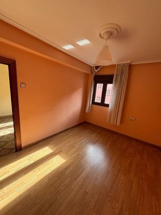 Piso en alquiler en Natahoyo en Gijón