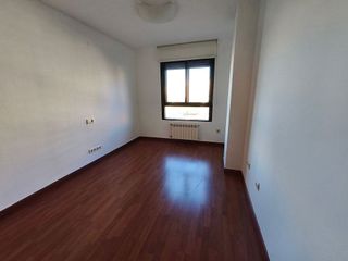 Piso en alquiler en Garbinet en Alicante