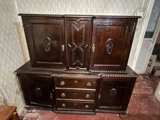 Aparador de madera maciza, siglo XIX / XX