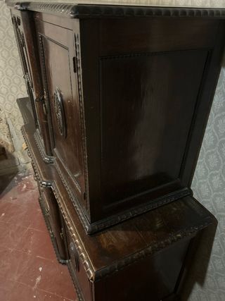 Aparador de madera maciza, siglo XIX / XX