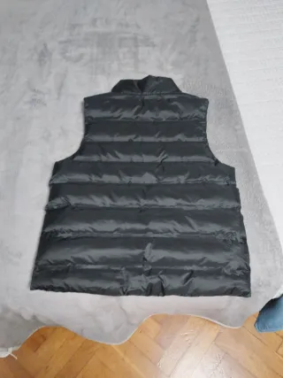 Chaleco acolchado negro talla 12
