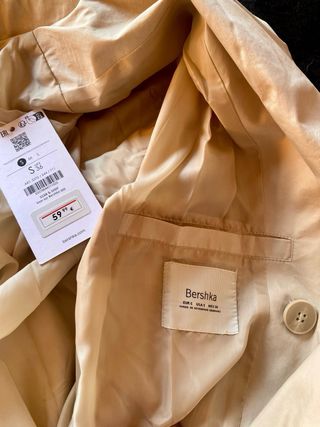 Gabardina Trench Bershka Beige