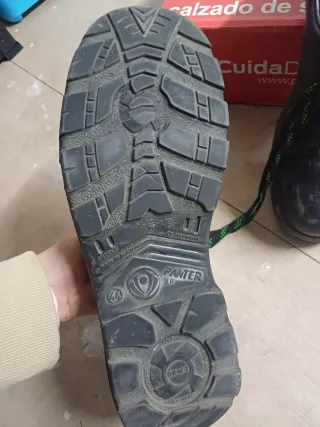 Zapatos de seguridad PANTER negros y verdes