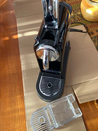 Cafetera Nespresso DeLonghi Citiz Negra