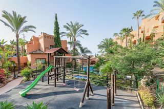 Casa adosada en venta en Calahonda en Mijas