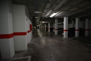 Garaje en alquiler en Tablada en Sevilla