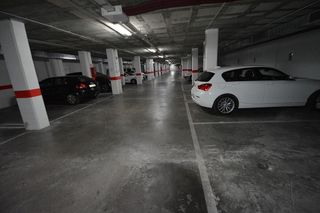 Garaje en alquiler en Tablada en Sevilla