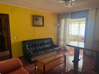 Piso en alquiler en PAU 2-600 en Puertollano