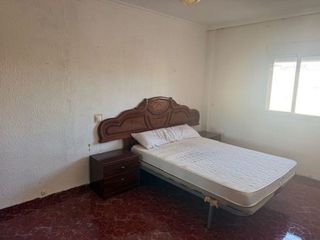 Piso en alquiler en PAU 2-600 en Puertollano