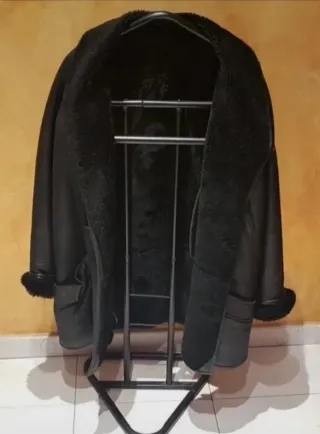 Chaqueta de Piel Ovino Auténtica Negra
