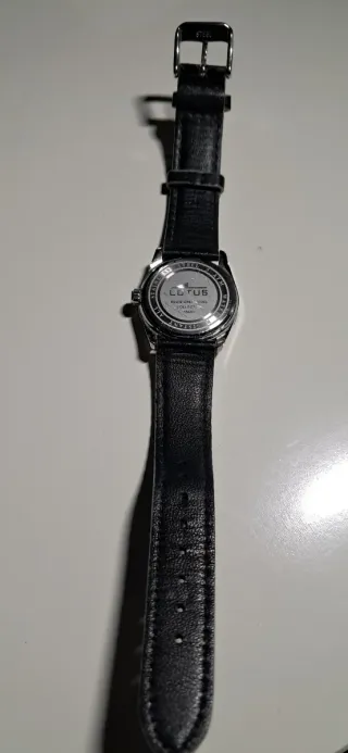 Reloj Lotus Multifunción Negro y Plateado