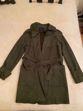 Abrigo verde oliva Stradivarius Talla Única