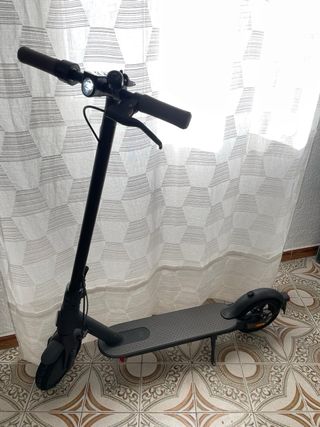 Patinete Xiaomi Esencial+casco