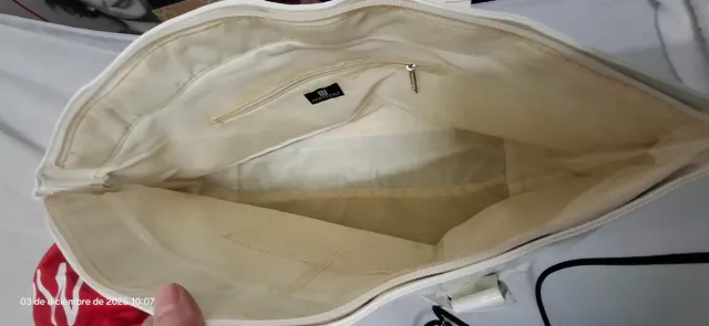 Bolso grande acolchado branco pertegaz