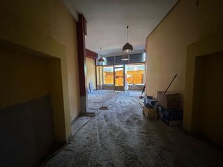 Local comercial en venta en Cuatro Caminos - Plaza de la Cubela en Coruña (A)