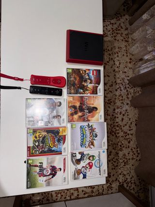 Consola Wii Roja + 8 Juegos