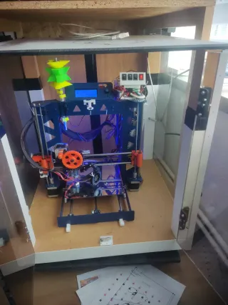 Impresora 3D Prusa MK3 Clon + Mueble