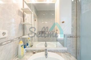 Piso en venta en Centro en Gijón