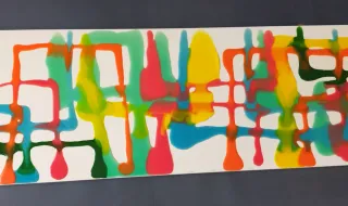 Scultura da appendere astratta colorata