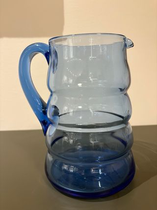 Bella y antigua Jarra de cristal estilo arteco