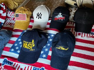 Consegna di Cappelli Vari