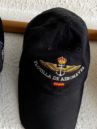 Consegna di Cappelli Vari