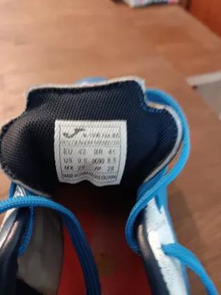 Botas de fútbol Joma azules y naranjas Talla 43