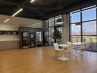 Oficina en alquiler en Zona Industrial en Prat de Llobregat, El