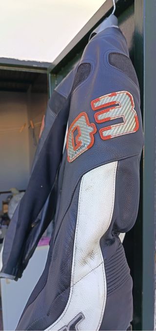 Mono de cuero para motos