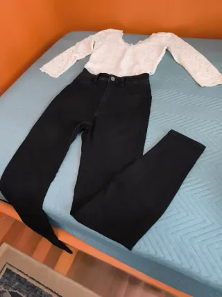 Conjunto Camiseta Mujer Encaje Blanca y Pantalón N