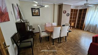 Casa adosada en venta en Villares de la Reina