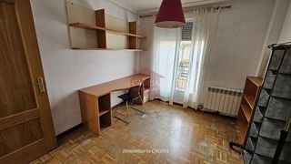 Casa adosada en venta en Villares de la Reina