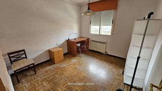 Casa adosada en venta en Villares de la Reina