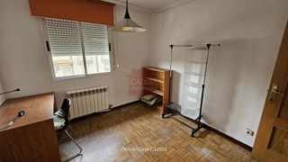 Casa adosada en venta en Villares de la Reina