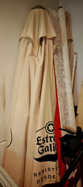 Sombrilla Estrella Galicia Beige