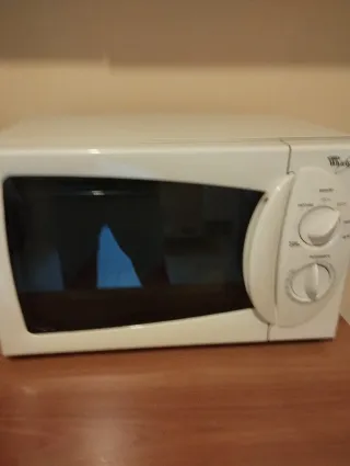 Forno microonde Whirlpool bianco