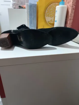 Botines negros mujer