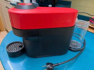 Cafetera Nespresso Vertuo Roja Sin Uso