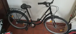 Bicicleta urbana negra